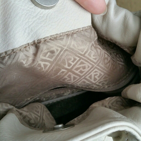 Cream Relic Purse with an Adjustable Strap - Picture 8 of 8